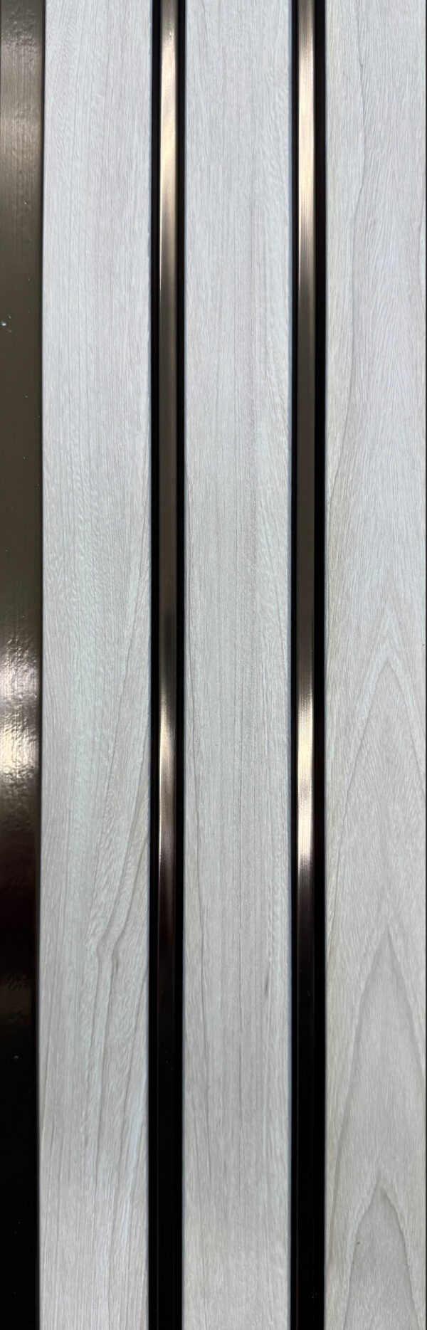 WallPanel Light Oak & Black REF W-92014