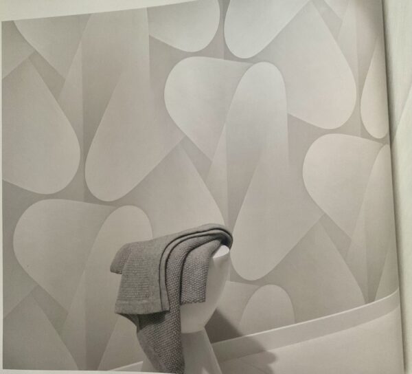 papel de colgadura geométrico beige y gris moderno | diseño abstracto elegante | acabado texturizado premium ref 10423 31